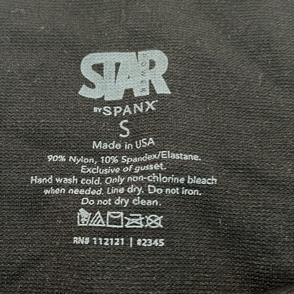 SPANX Star Power Leggings - Picture 6 of 7